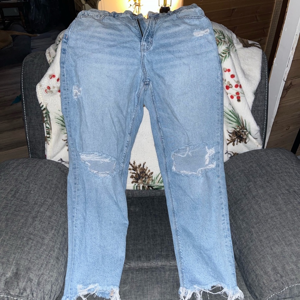 Distressed Light Blue Women's Jeans